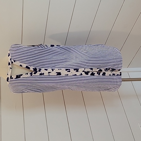 CAbi medium high low tunic blue and white contrasting patterns - Picture 4 of 6